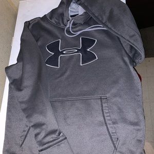 Under Armour Hoodie Size M